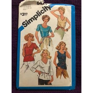 Simplicity Pattern 6435 top tank sz 18